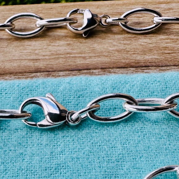 Tiffany & Co. Filigree Heart Key Pendant Necklace in Silver, 17.75" - Picture 3 of 4